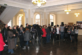 >Открытие барельефа в честь Александра Солженицына