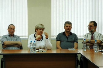 >Ректор ЮФУ и директора НИИ говорили о развитии науки и повышении статуса ученого