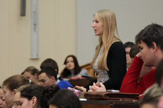 >Встреча ректора Марины Боровской со студентами прошла в ЮФУ