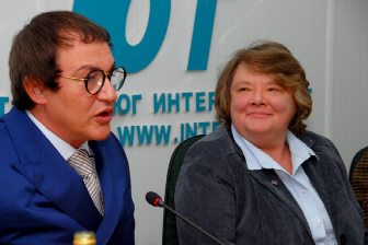 >Дмитрий Дибров на пресс-конференции, посвященной 50-летию журналистского образования на Дону