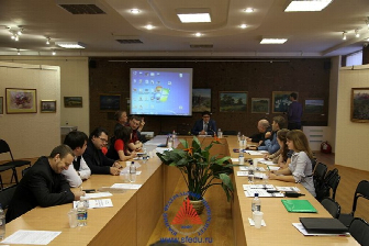>Круглый стол "Итоги выборов Законодательного собрания Ростовской Области :новые правила-новый Парламент" 