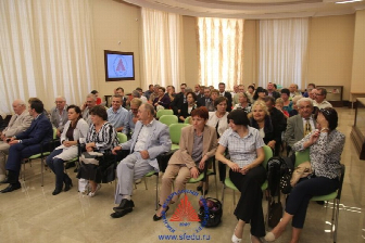 >Торжественная встреча, посвященная 100-летию ЮФУ.